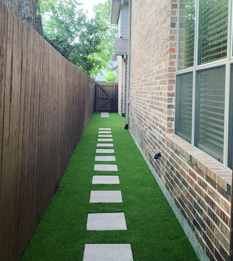 Turf pathway